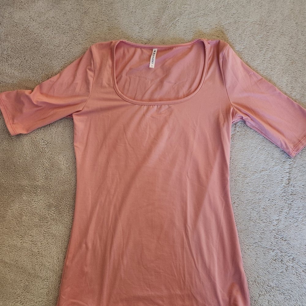 Piphany Dusty Rose Short Sleeve Tee